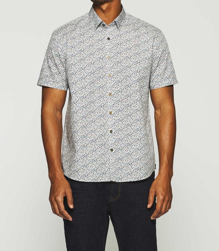 Izac Chemise Manches Courtes à Imprimé Fleur Blanche Et Bleue KIRAN