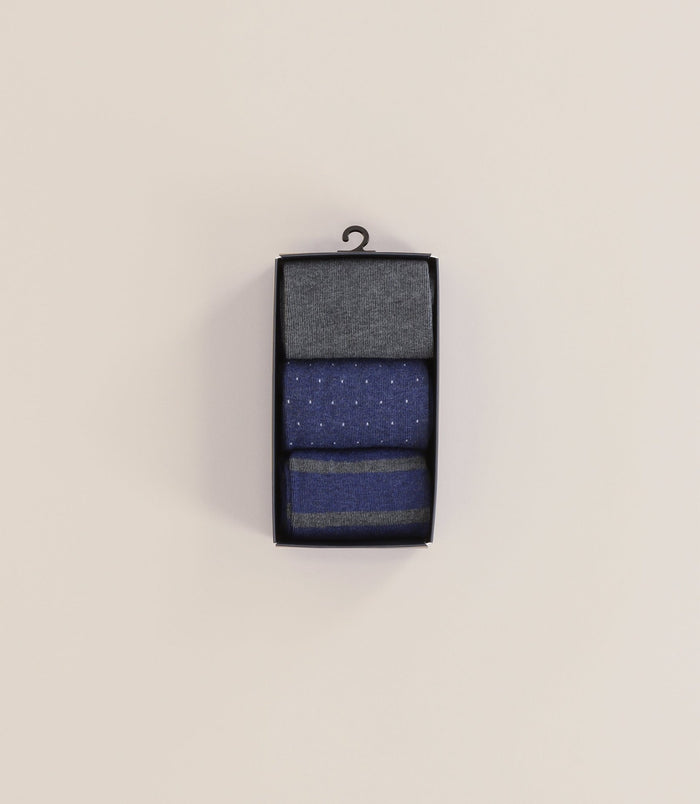 izac Boite de chaussettes grises