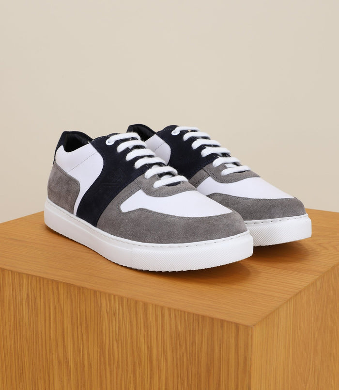 Izac Chaussures Baskets 100% Cuir Grises