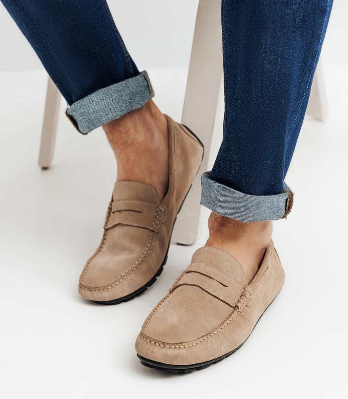 izac Chaussures bateau en daim beige