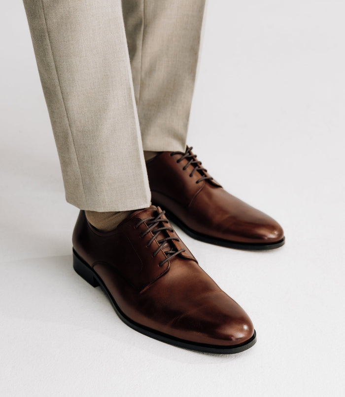 izac Chaussures derby en cuir marron