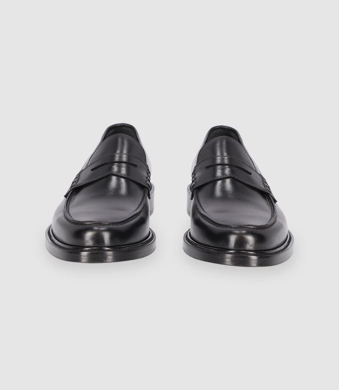 Izac Chaussures Mocassins En Cuir Lisse Noires