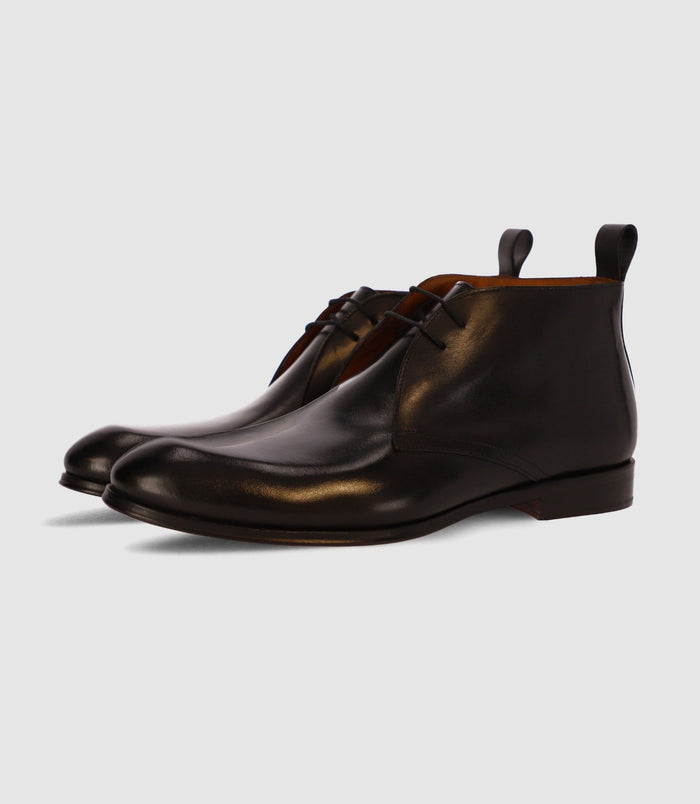 Izac Chaussures Montantes En Cuir Noires