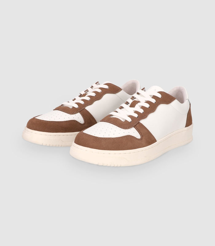 Izac Chaussures Sneakers Avec Logo Taupe