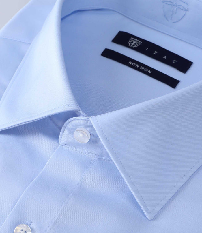 Izac Chemise Infroissable Avec Broderie Ciel