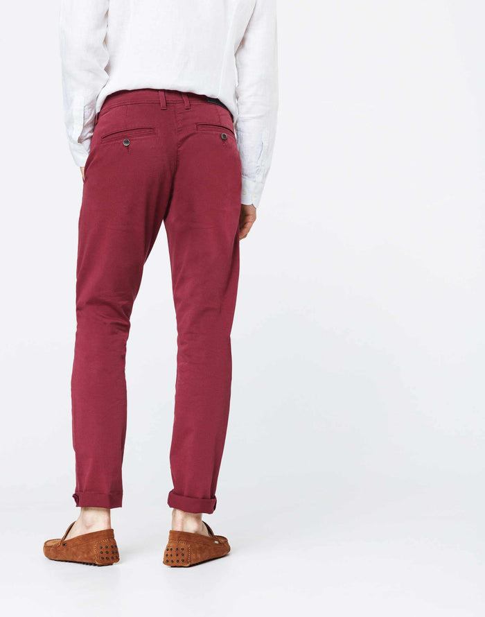 Izac Chino Casual Cerise