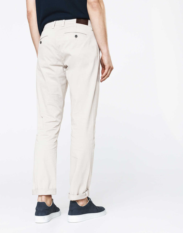 Izac Chino Casual Mastic "Bachelor"