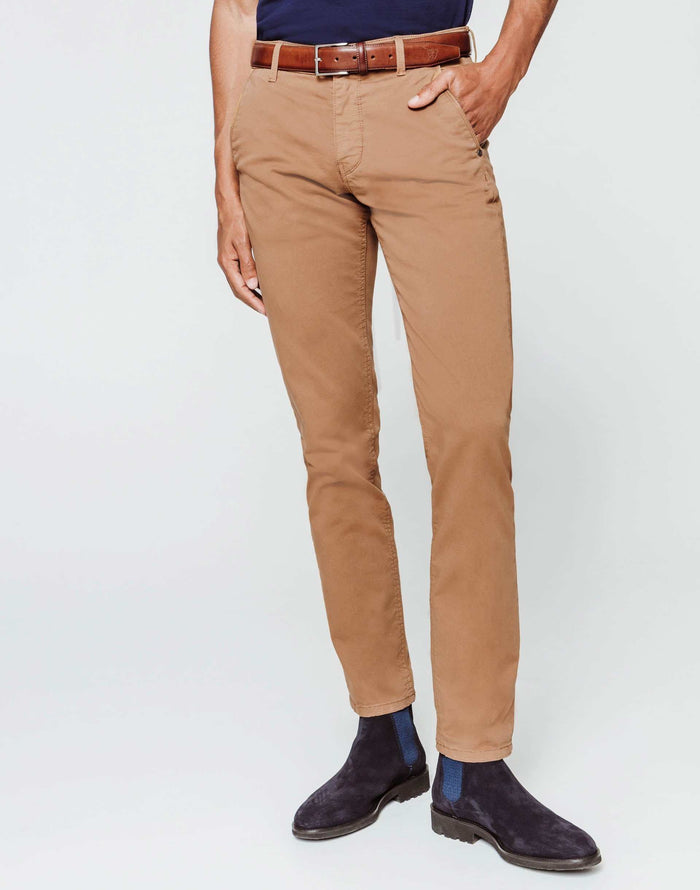 izac Chino fashion camel