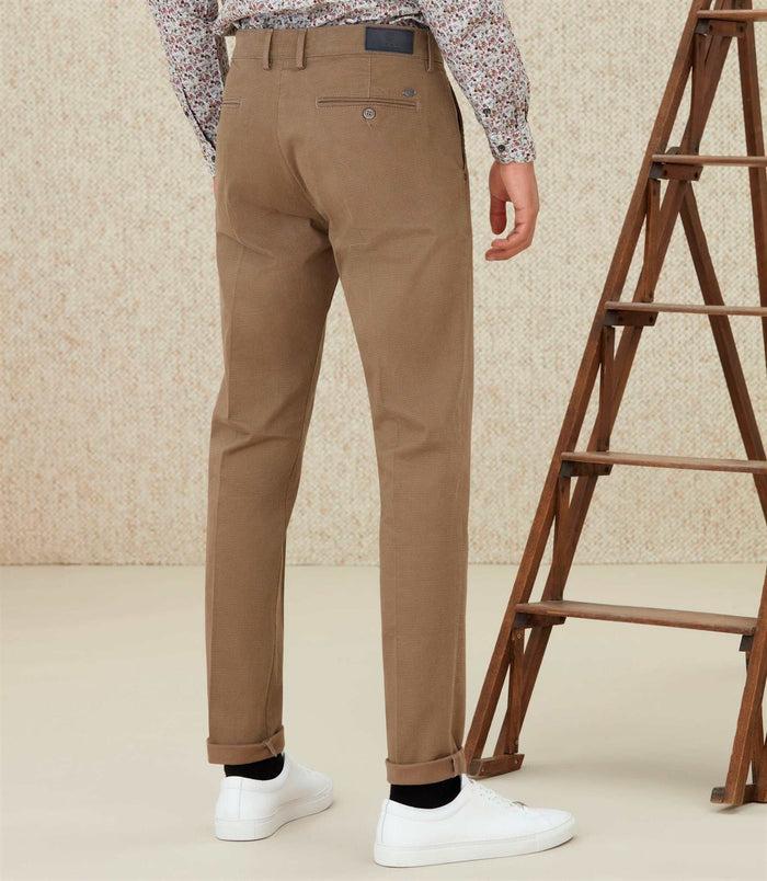Izac Chino Imprimé Beige Foncé "Cristal"