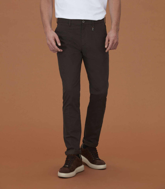 izac Chino imprimé marron foncé "Cristal"