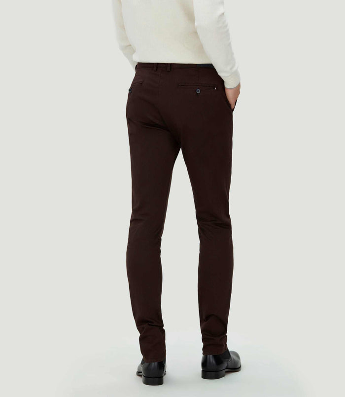 Izac Chino Satin Marron Foncé "Casanova"