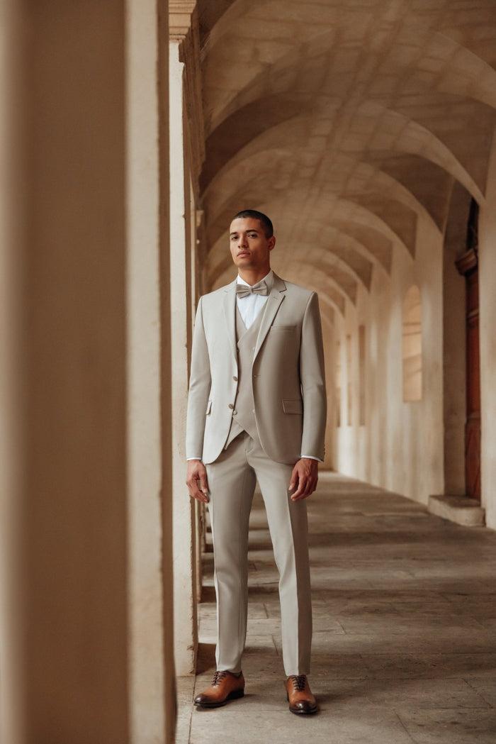 izac Costume 3 pièces cérémonie ajusté beige