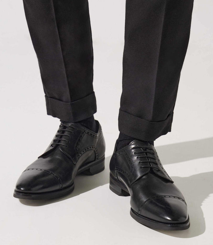 izac Derby couture en cuir noir OCTAVE