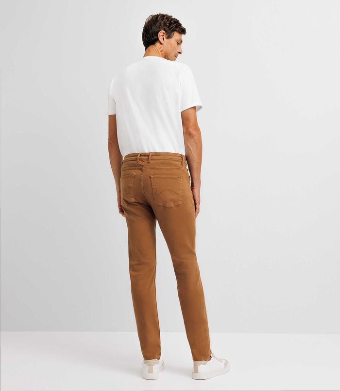 Izac Jean Confortable Camel