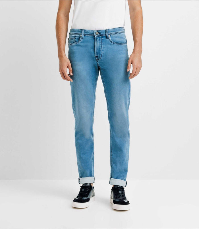izac Jean slim bleach