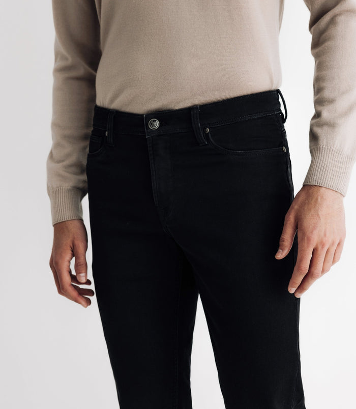 Izac Jean Slim En Coton Noir