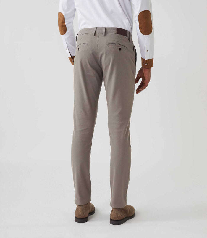 Izac Pantalon Casual Chino Armuré Taupe "Macao"
