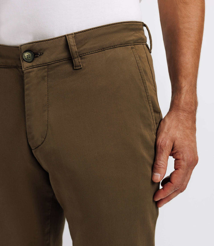Izac Pantalon Casual Kaki