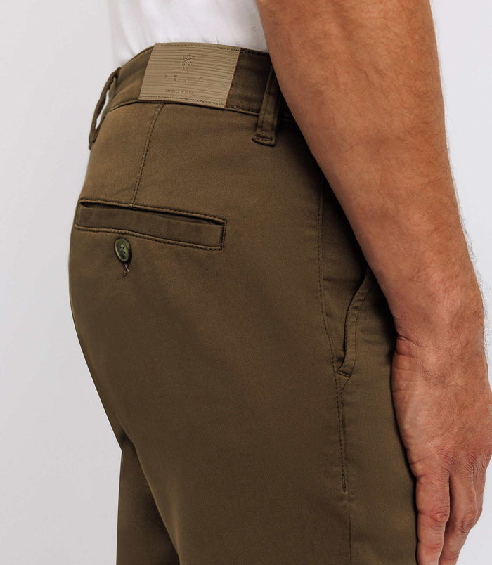 Izac Pantalon Casual Kaki