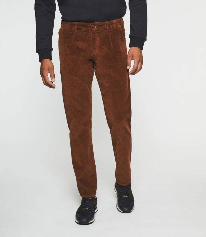 izac Pantalon chino effet velours brique VELOUTE