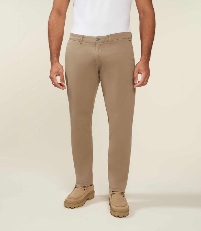 izac Pantalon chino kaki clair VALORBT