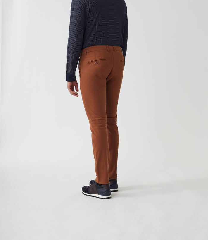 Izac Pantalon Chino Rouille "Macadamia"