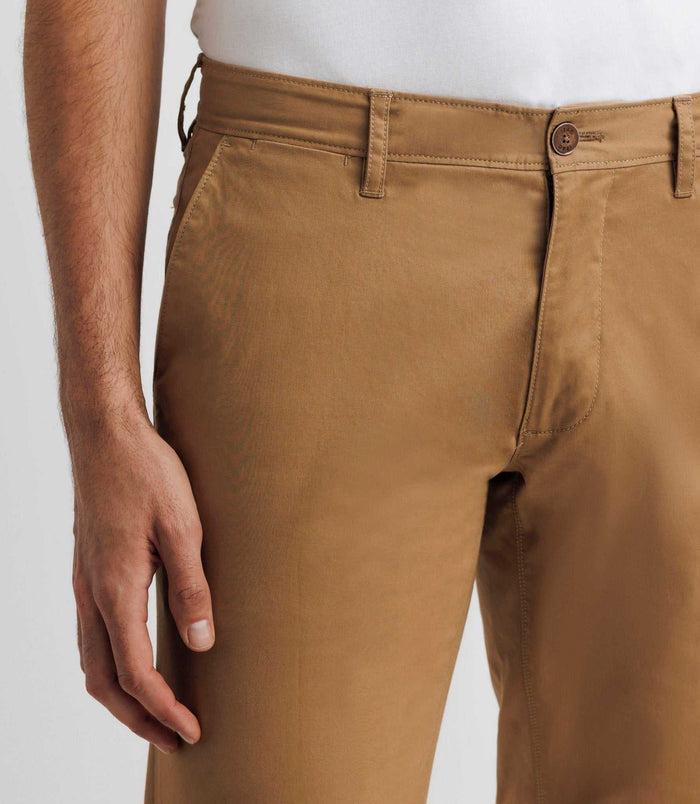 Izac Pantalon Chino Satin Camel