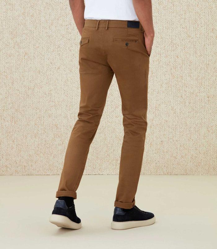 Izac Pantalon Chino Satin Camel "Casanova"