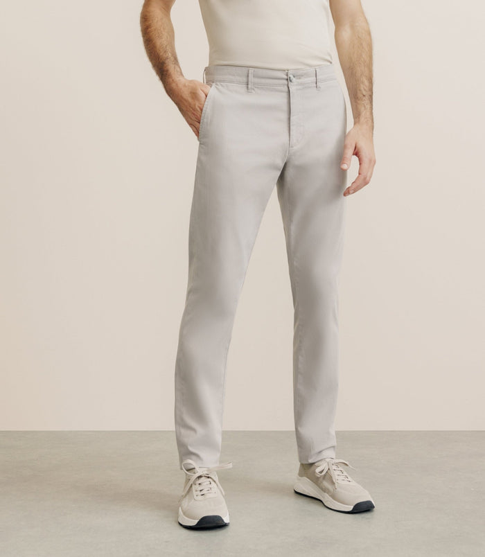 izac Pantalon imprimé mastic