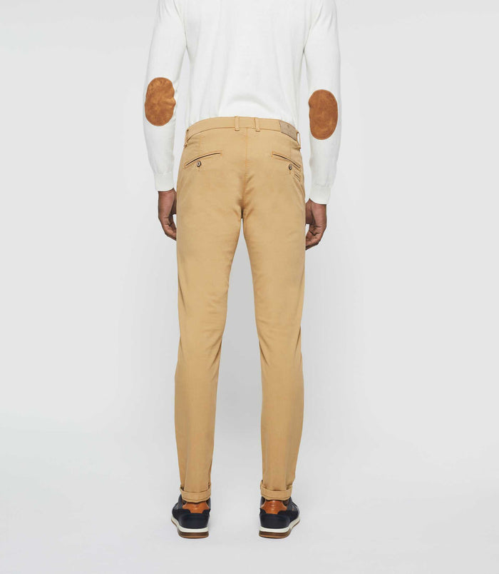Izac Pantalon Slack Casual Beige "Pachelorrea"