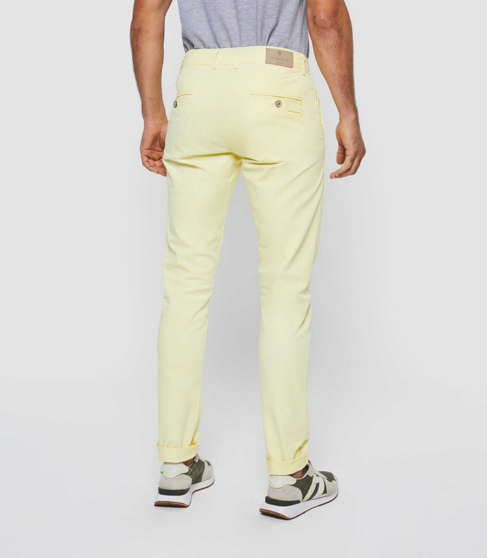 Izac Pantalon Slim Casual Jaune Pale "Pachelor"
