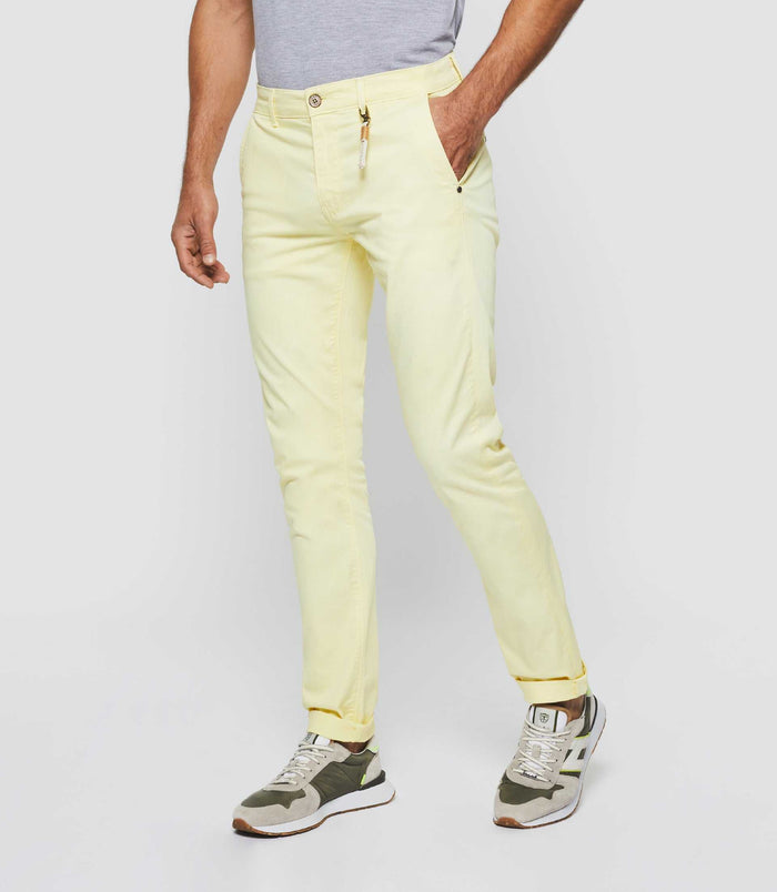 izac Pantalon slim casual jaune pale "Pachelor"