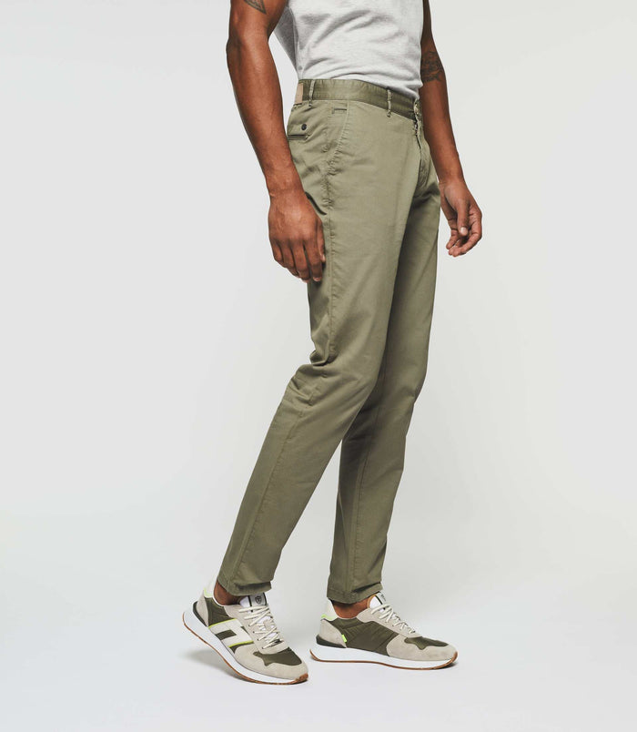 Izac Pantalon Slim Kaki Clair "Perline"