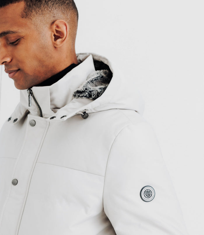 Izac Parka Longue Matelassée à Capuche écrue