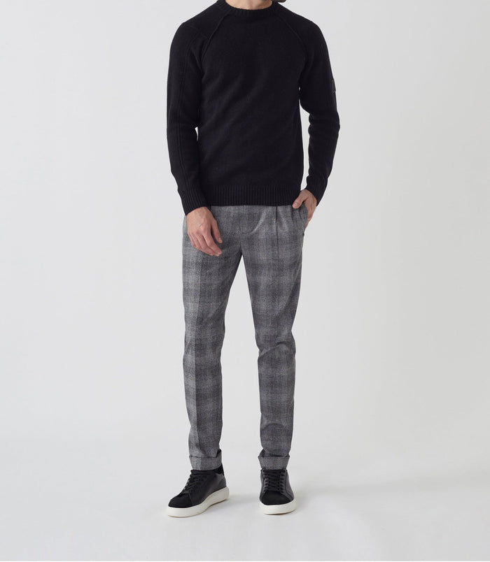 izac Pull col rond noir "Sofian"