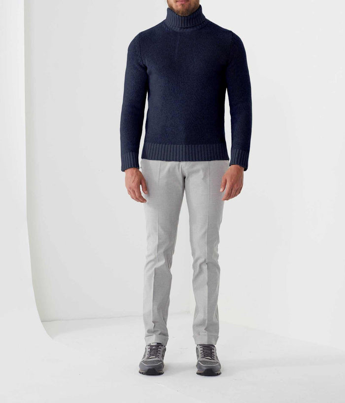izac Pull col roulé bleu "Savio"