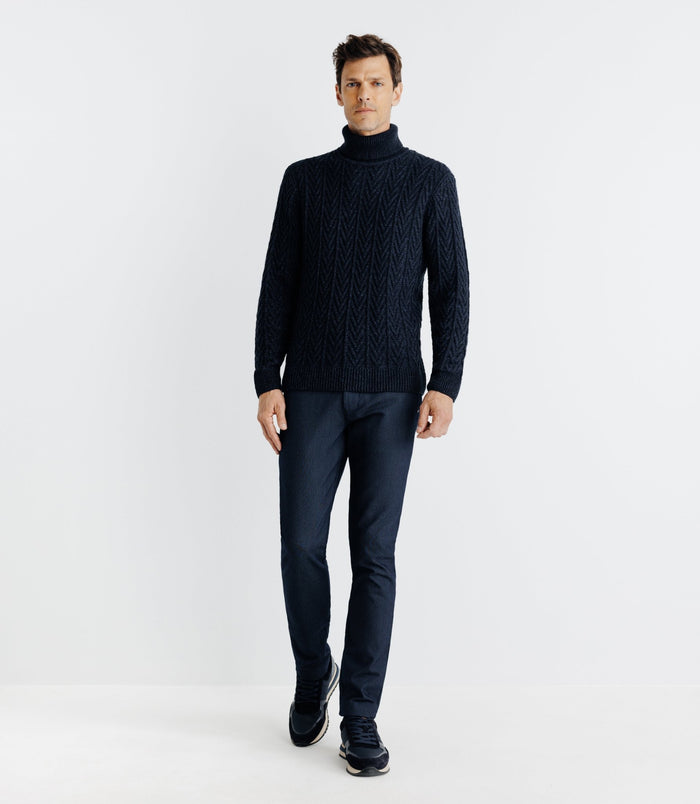izac Pull col roulé torsadé marine