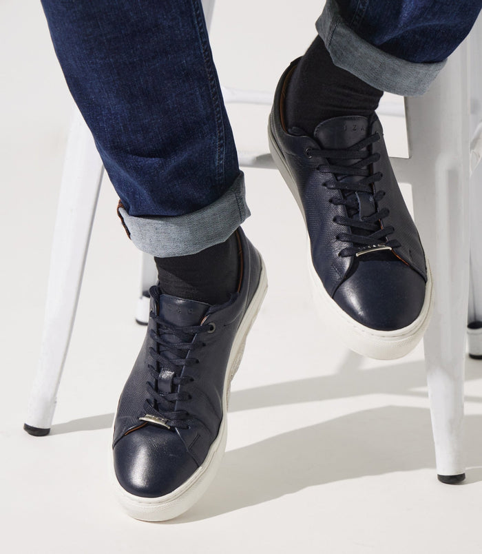 izac Sneakers cuir texturé marine OAK