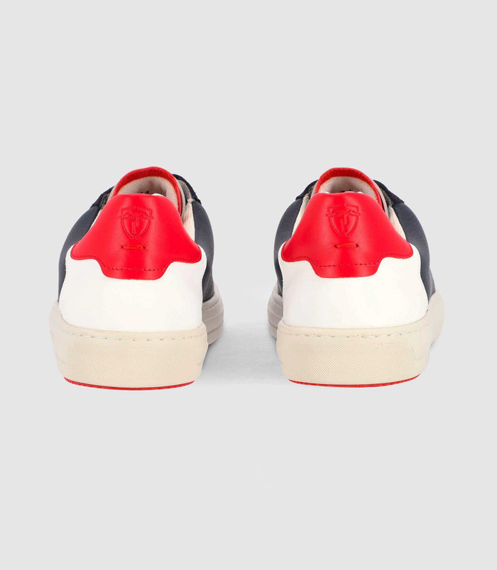 Izac Sneakers En Cuir Avec Blason Marine