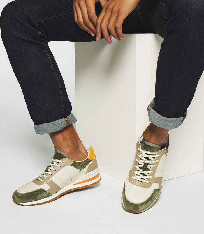 izac Sneakers en cuir kaki beige et orange ERWAN