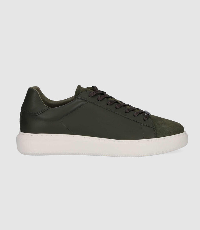izac Sneakers en cuir kaki OLIVE