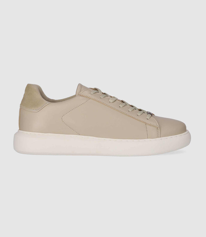 izac Sneakers en cuir taupe ETIENNE