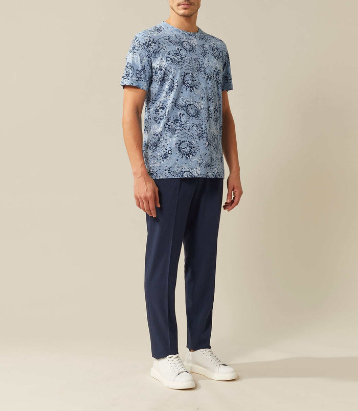 Izac T-shirt Col Rond Imprimé Bleu Ciel "Xavier"