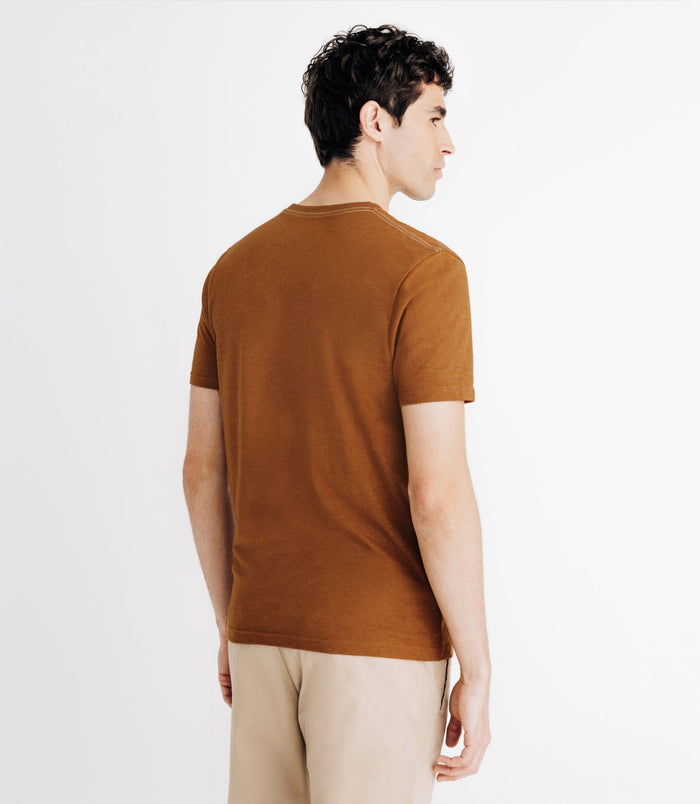 Izac T-shirt Col V Avec Poche Camel