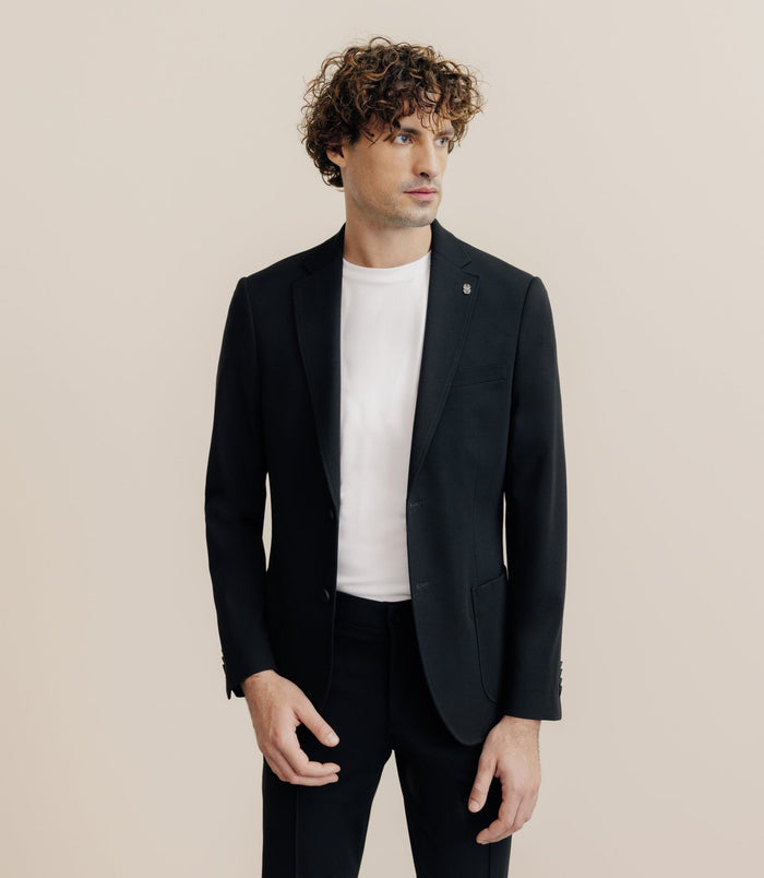 izac Veste en maille noire