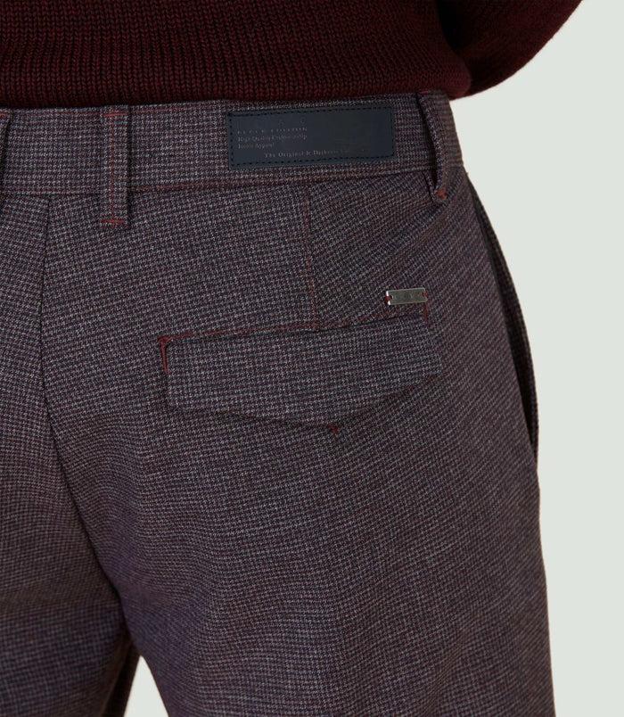 Izac Pantalon Chino Esprit Lainage Bordeaux "Créatif"