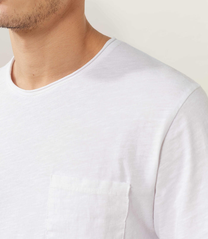 Izac T Shirt Col Rond Blanc Avec Poche Poitrine En Lin "Xavi"