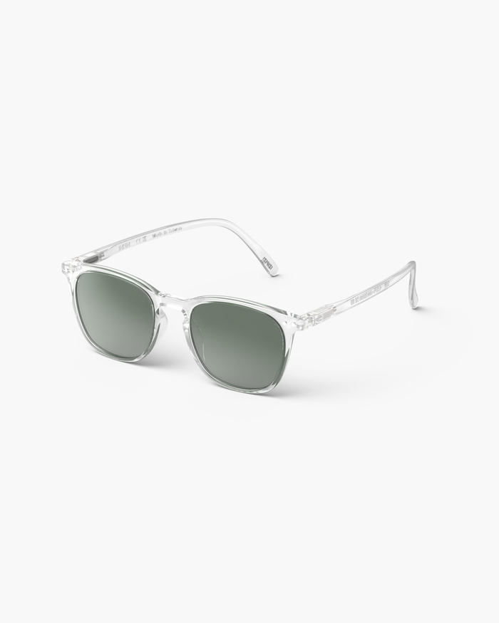 Izipizi Découvrez Les Lunettes De Soleil #E Crystal Polarized – Votre Nouvel Accessoire Incontournable Préparez-vous à Faire Tourner Les Têtes Avec Ces Lunettes De Soleil Ultra-cool Fabriquées à Partir De Matériaux Bio.