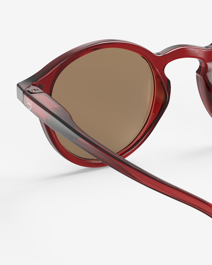 Izipizi Le Modèle Red Tape Invite Vos Enfants à Découvrir Le Monde Du Travail Sous Le Signe De L'amusement. Parce Qu'il N'y A Pas D'âge Pour Voir La Vie En Grand