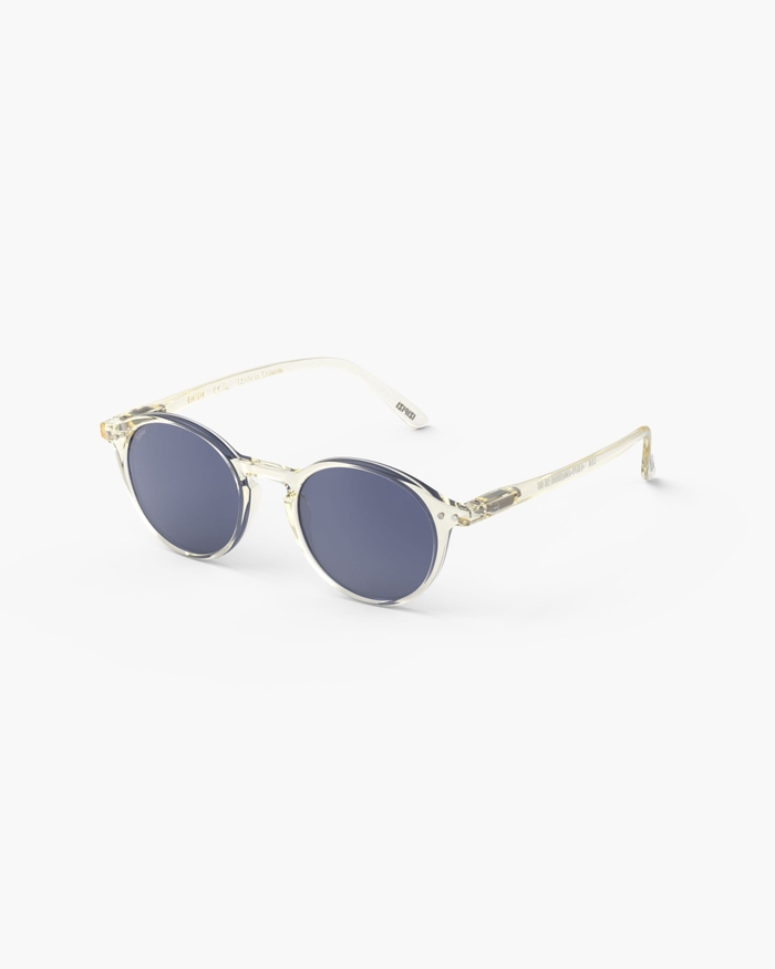 Izipizi Les Lunettes De Soleil #D Active Yellow Présentent Un Jaune Doux Et Discret évoquant Harmonie Et Tranquillité. Leur Forme Pantos Iconique Intemporelle Et Universelle S'harmonise Avec Tous Les Visages. Parfaites Pour C